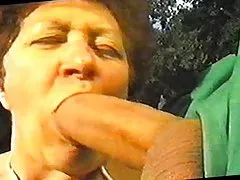 Filmy porno hentai oglądać młody człowiek za pieniądze pieprzy publicznie