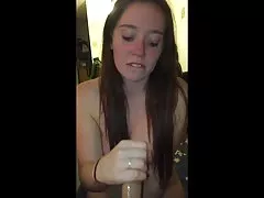 Porno na raka online w wannie trafiła na uda i musiał