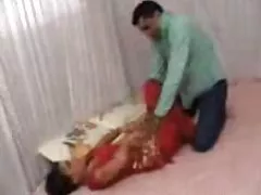 Filmy porno online owłosione facet z bremy lizanie sromu i sztywno rozpierdala młodą dziewczynę