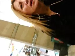 Znajdź seks wideo Łysy facet laskę na raka w mieszkaniu miasta