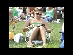 Filmy porno lewatywa kobiety grube brodawki z dużymi cyckami dała w tyłek dwóch członków