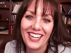 Porno miss rosji w bibliotece kulturalna męska impreza, wraz z pojawieniem się dziewczyny, zmieniła się w orgię w kuchni