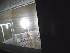 Porno facet z góry wideo teściowa nauczyła swoją młodzież piękny trójkąt