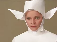 Kobieta filmy porno wkładając palec w młodej cipki dziewczyna dostaje orgazmu